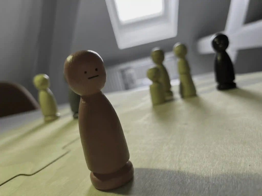 Vertrauensvolles Therapiegespräch zwischen Therapeutin und Klientin in den Praxisräumen des TZB Göppingen